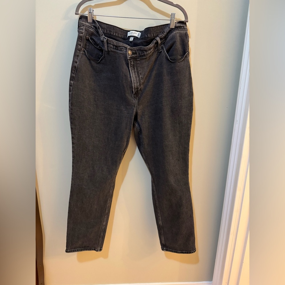 Abercrombie & Fitch 90s slim straight ultra high rise black jeans
